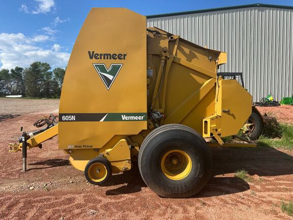 2015 Vermeer 605N Baler/Round