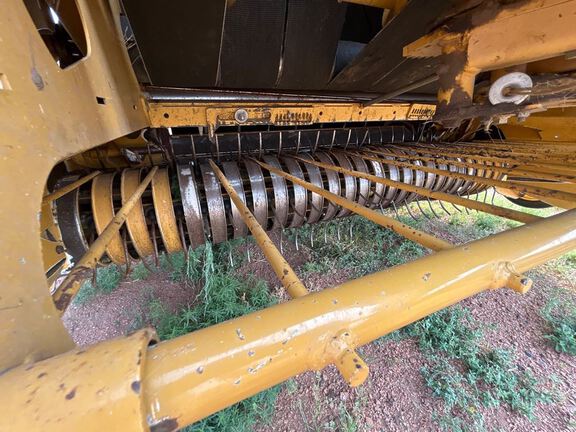 2015 Vermeer 605N Baler/Round