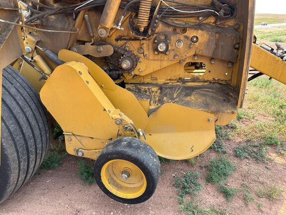 2015 Vermeer 605N Baler/Round