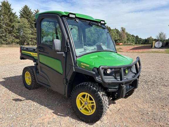 2024 John Deere XUV835R ATV