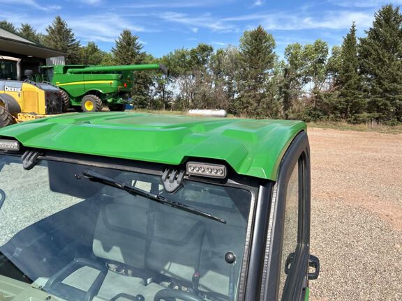 2024 John Deere XUV835R ATV