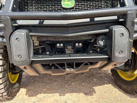 2024 John Deere XUV835R ATV