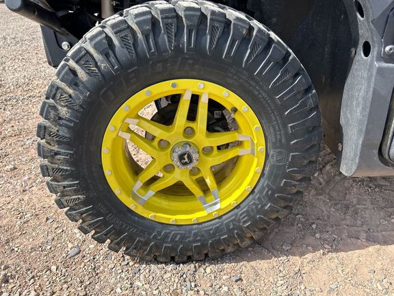 2024 John Deere XUV835R ATV