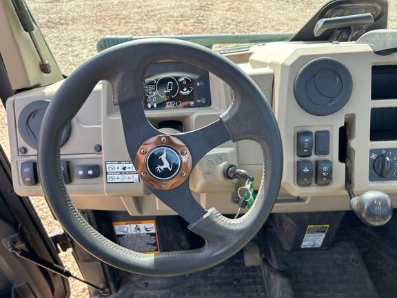 2024 John Deere XUV835R ATV