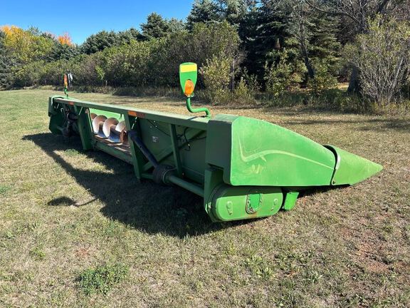 2005 John Deere 893 Header Corn Head