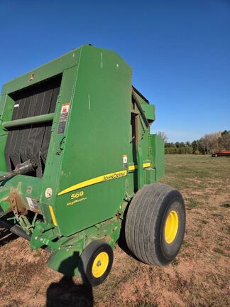 2015 John Deere 569 Baler/Round