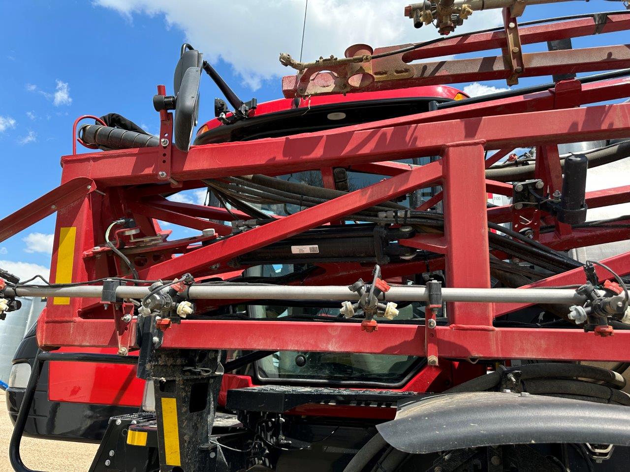 2016 Case IH PAT4440 Sprayer/High Clearance