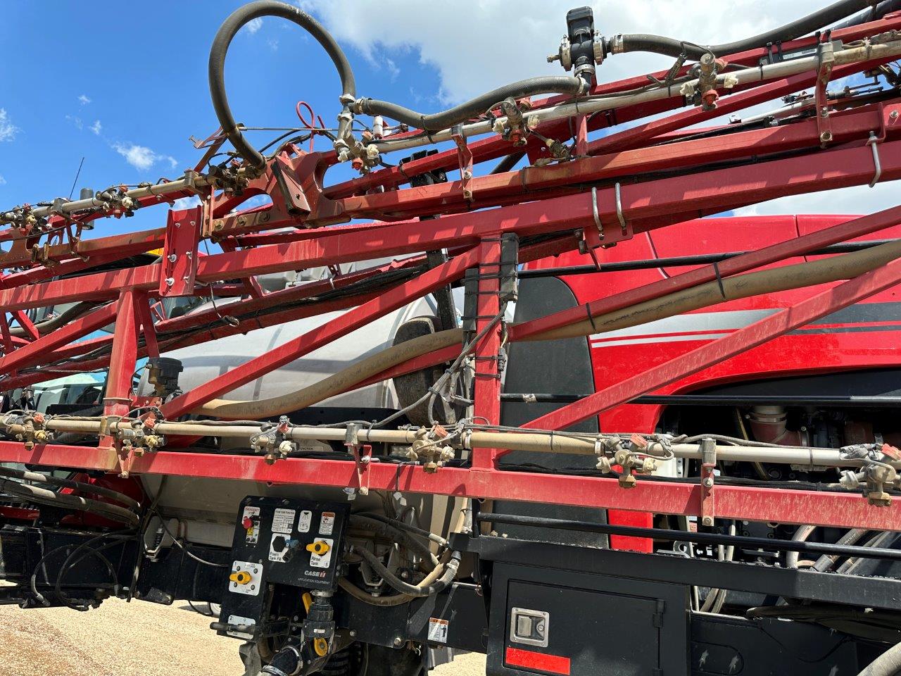 2016 Case IH PAT4440 Sprayer/High Clearance