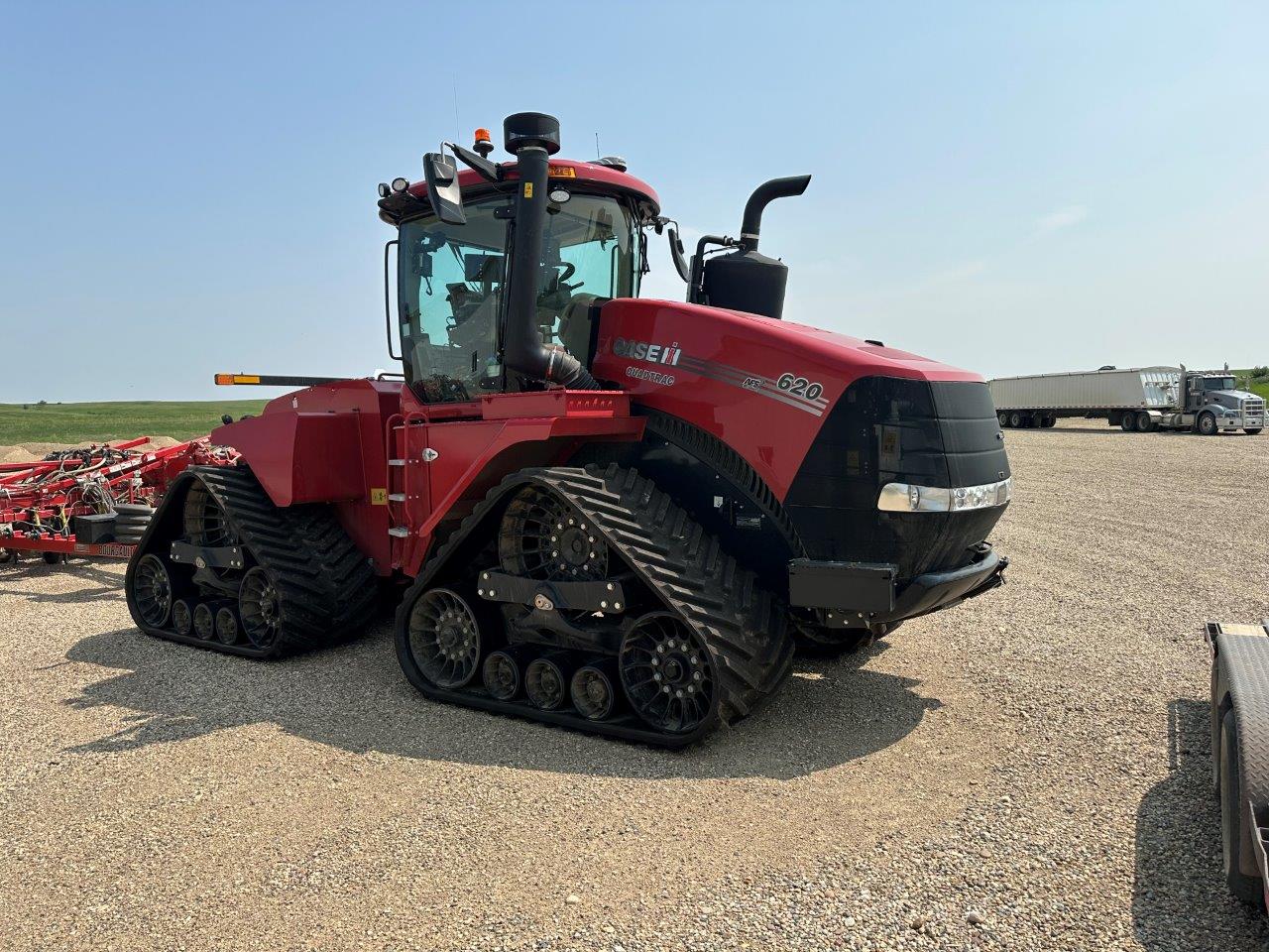 2022 Case IH STG620 Tractor