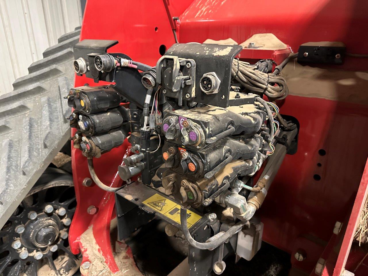 2022 Case IH STG620 Tractor