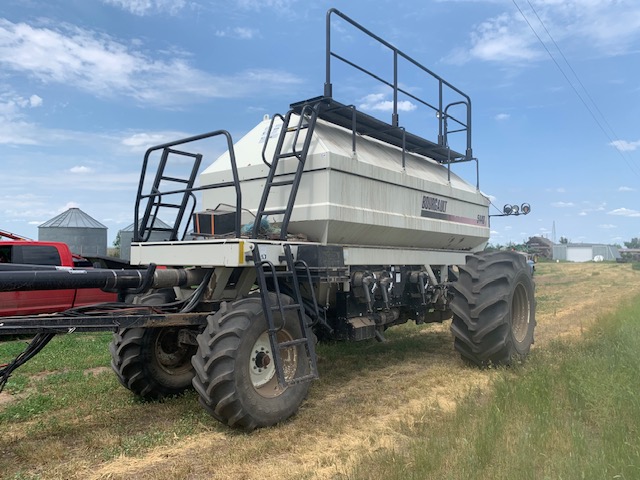 2004 Bourgault 5710 Air Drill