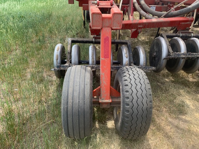 2004 Bourgault 5710 Air Drill