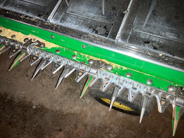 2009 John Deere 635D Header Rigid