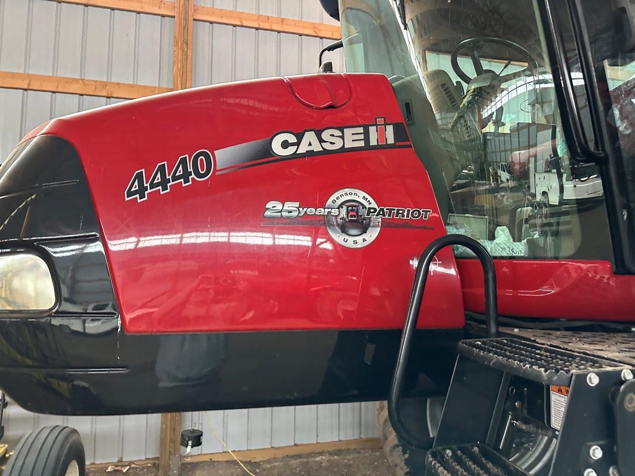 2017 Case IH Patriot 4440 Sprayer/High Clearance