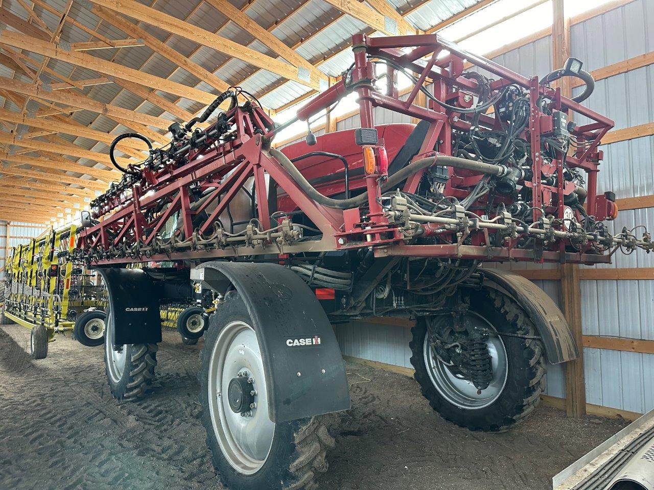 2017 Case IH Patriot 4440 Sprayer/High Clearance