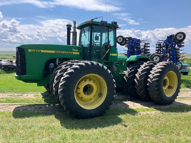 2001 John Deere 9400 Tractor