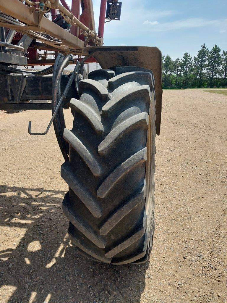 2013 Case IH PAT3330 Sprayer/High Clearance