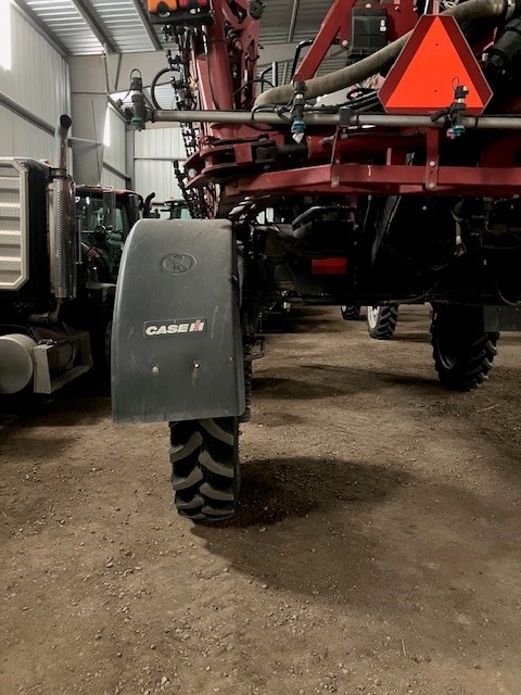 2013 Case IH Patriot 3330 Sprayer/High Clearance