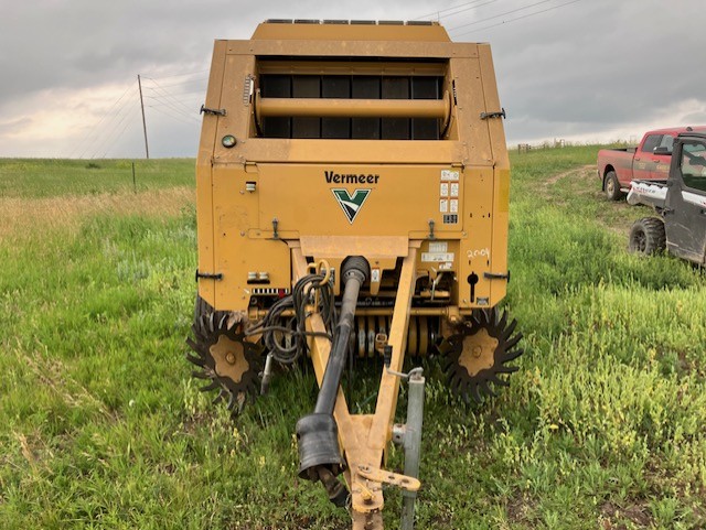 2010 Vermeer 504M Classic Baler/Round