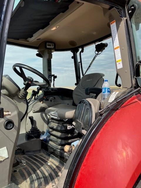 2013 Case IH FARM105U Tractor