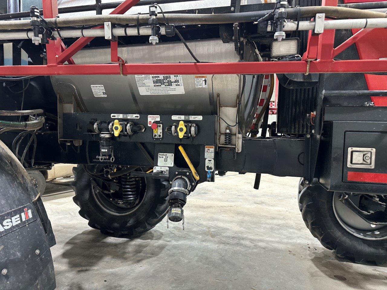 2012 Case IH Patriot 3330 Sprayer/High Clearance