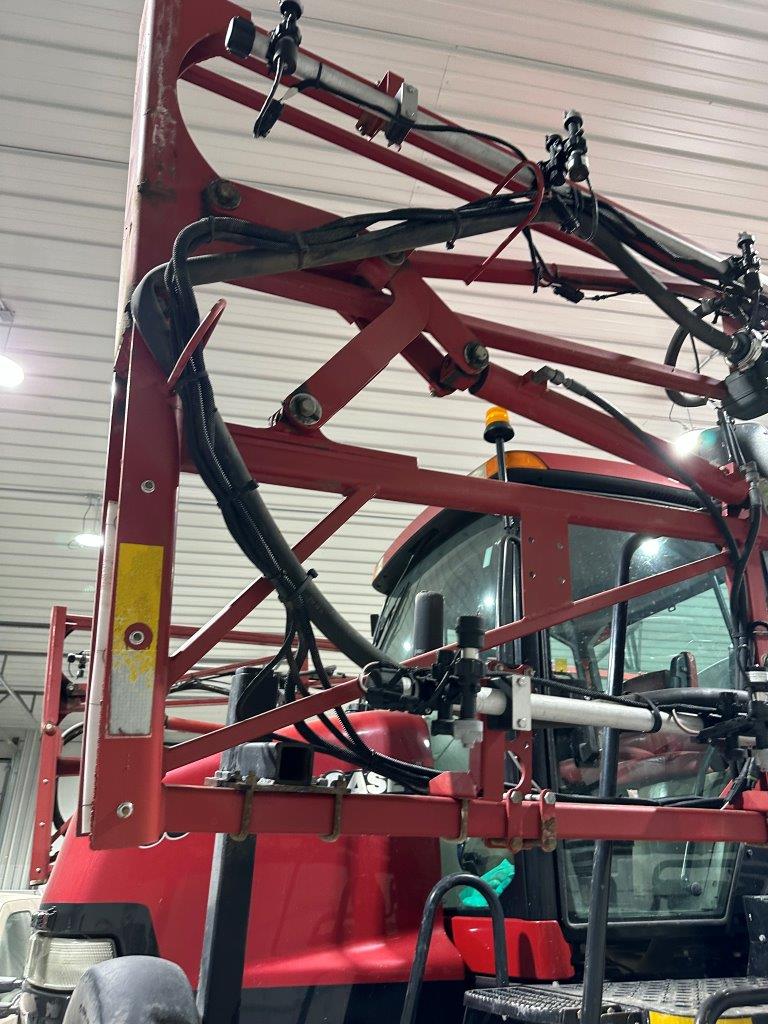 2012 Case IH Patriot 3330 Sprayer/High Clearance