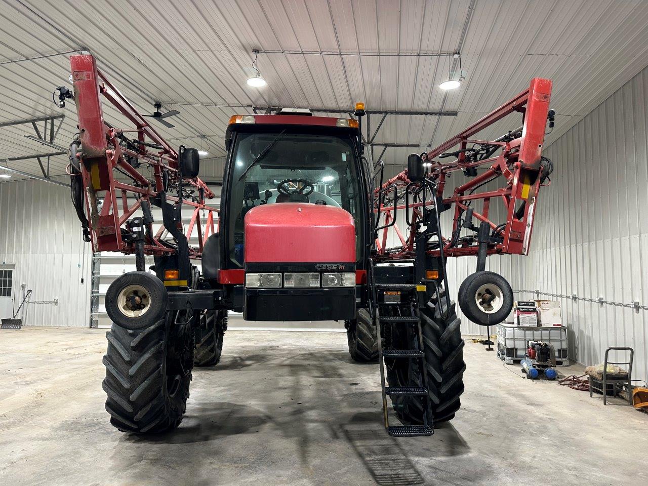 2012 Case IH Patriot 3330 Sprayer/High Clearance