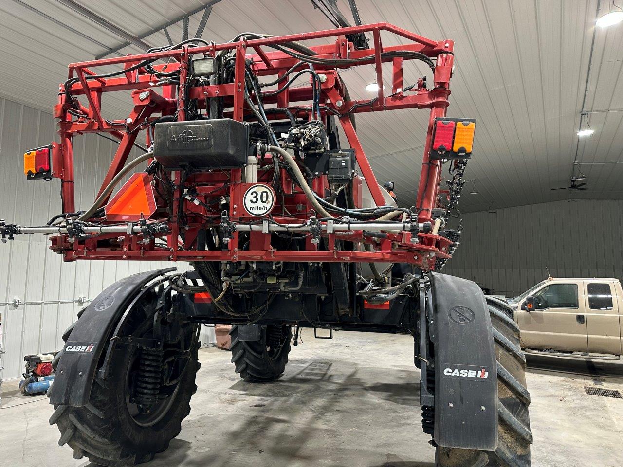 2012 Case IH Patriot 3330 Sprayer/High Clearance