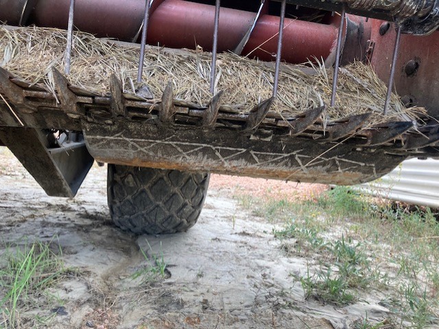 2009 AGCO Hesston 9345 Windrower