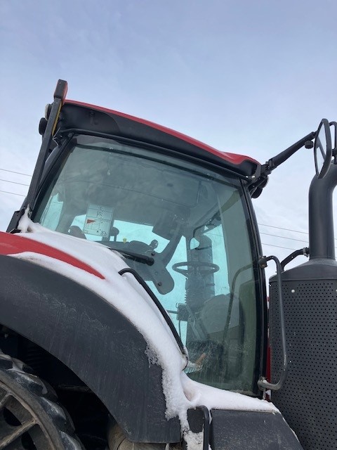 2017 Case IH Magnum 340 Rowtrac Tractor