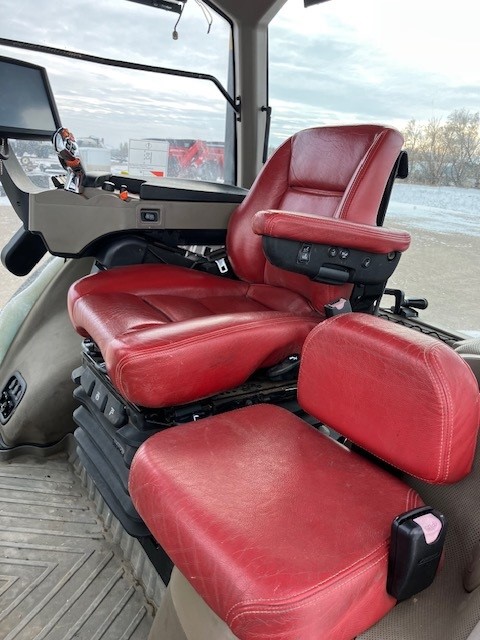 2017 Case IH Magnum 340 Rowtrac Tractor