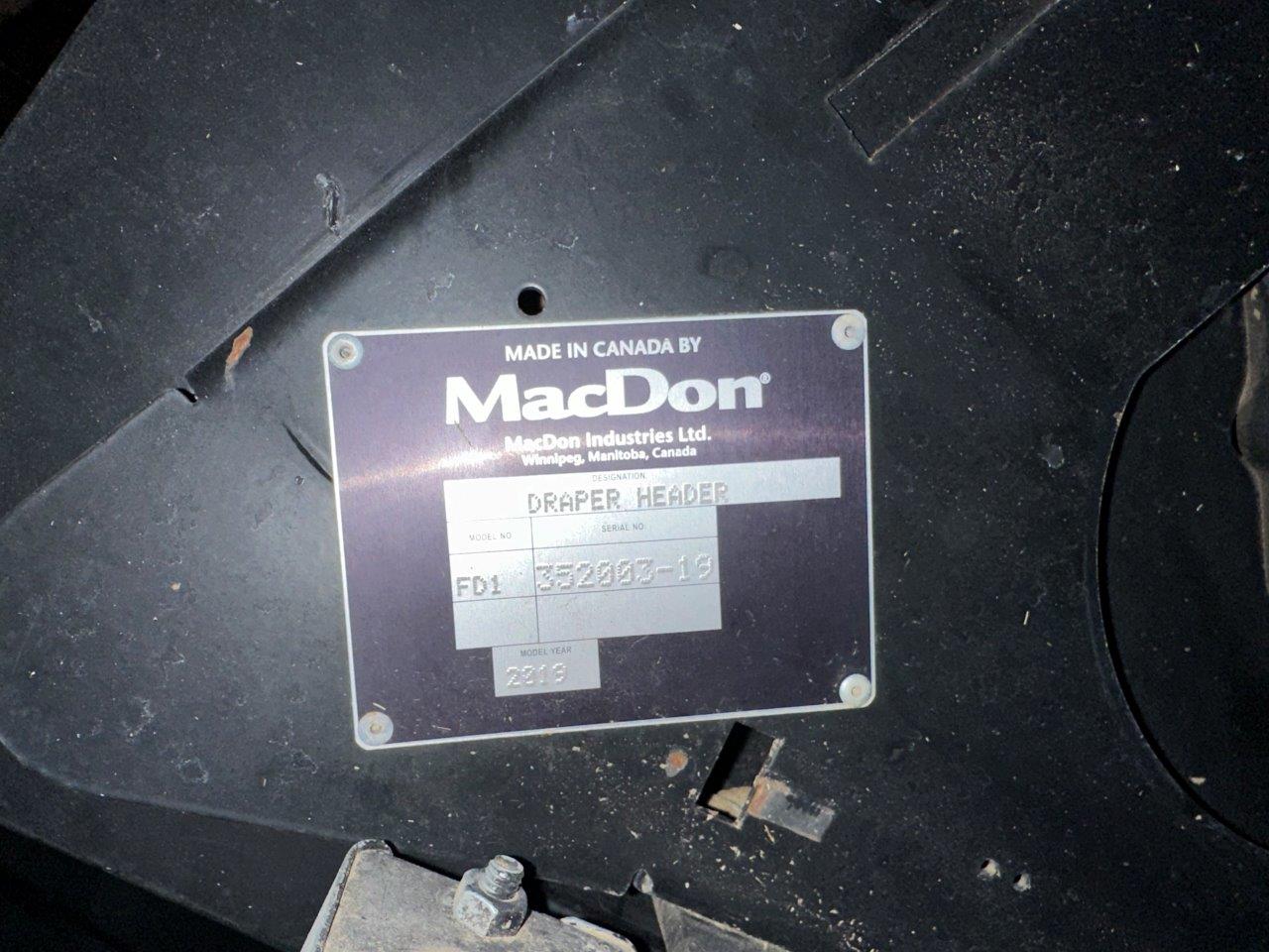 2019 MacDon FD140 Header Combine