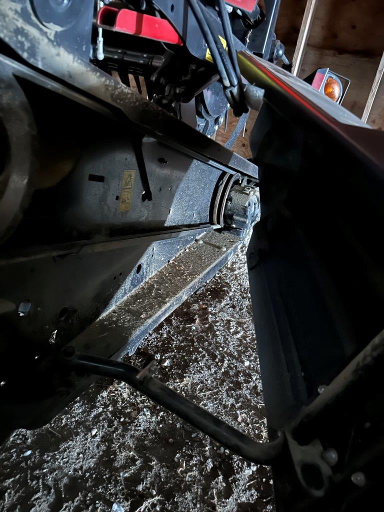 2019 MacDon FD140 Header Combine