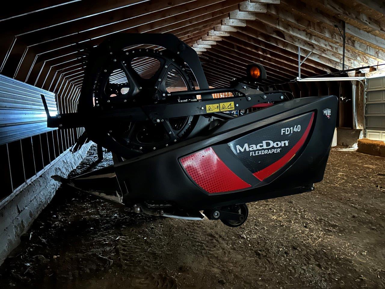 2019 MacDon FD140 Header Combine