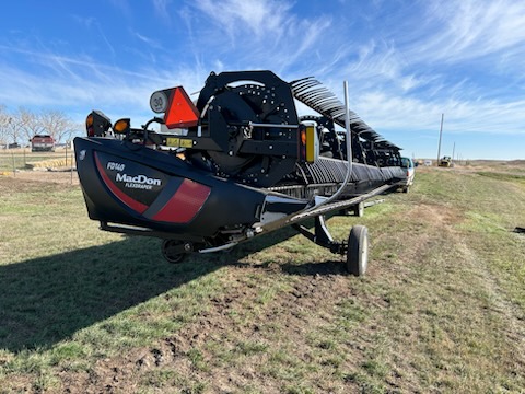 2019 MacDon FD140 Header Combine