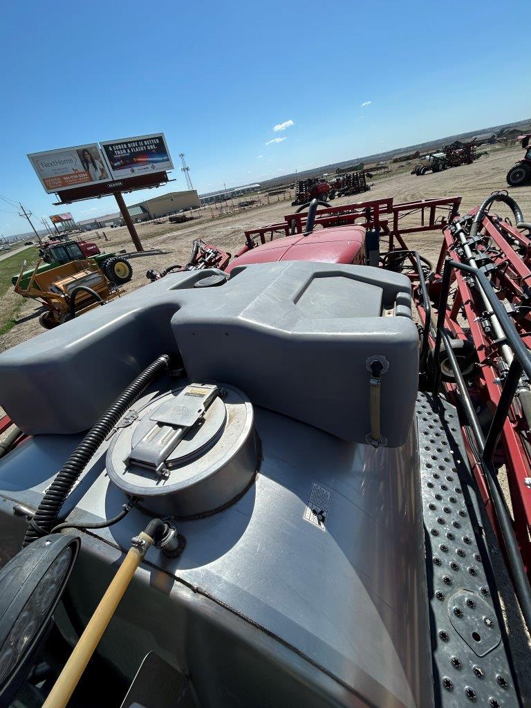 2018 Case IH PAT4440 Sprayer/High Clearance