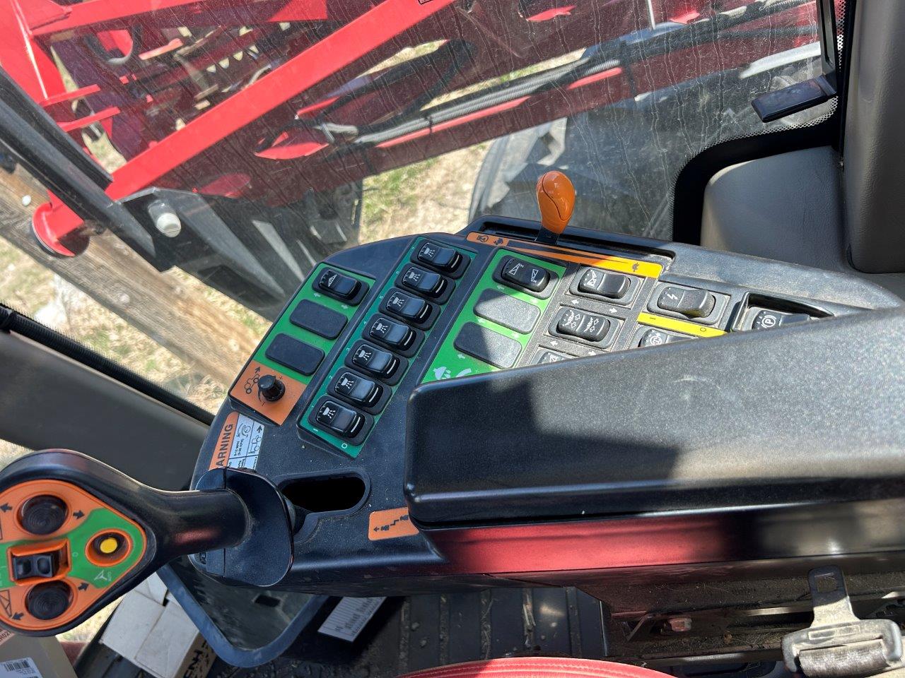 2018 Case IH PAT4440 Sprayer/High Clearance