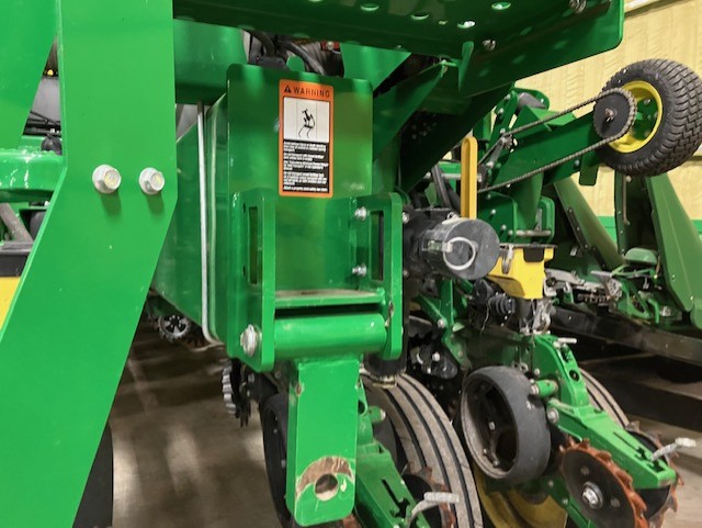 2019 John Deere 1775NT Planter