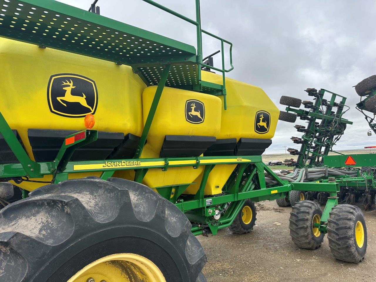 2009 John Deere 1895 Air Drill