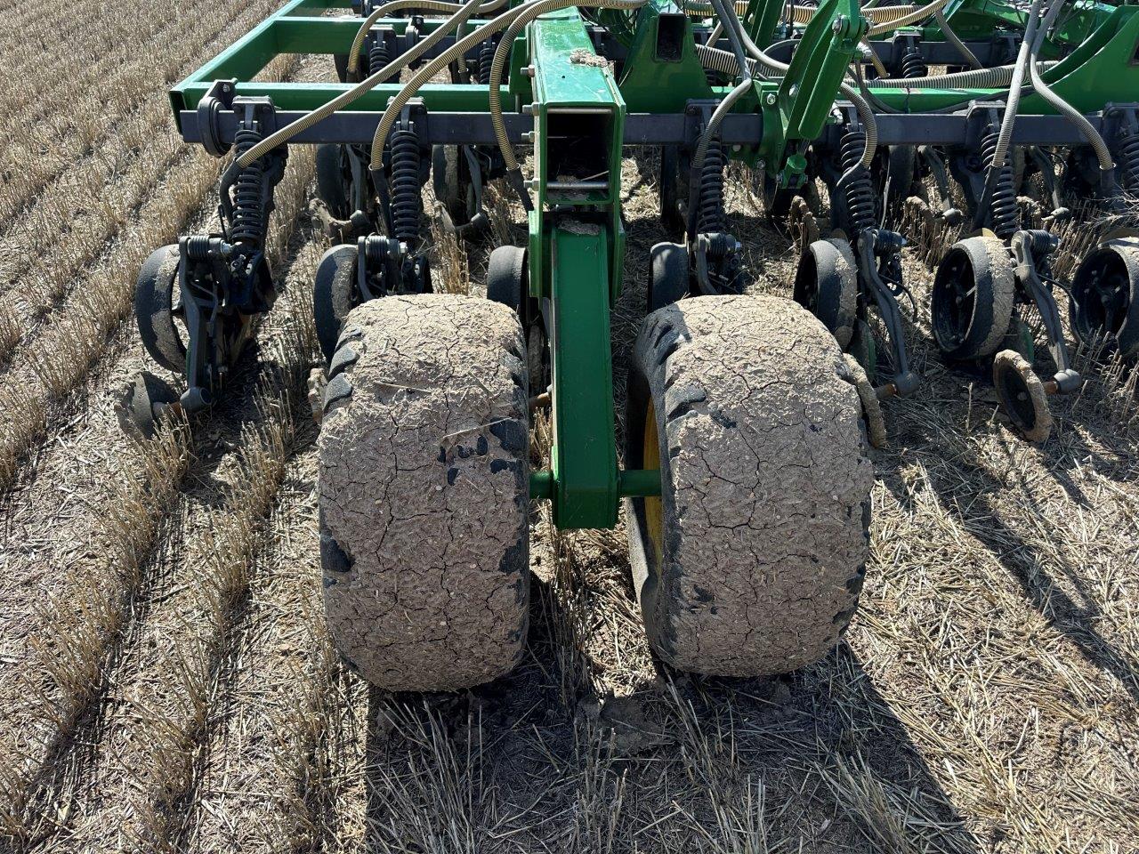 2014 John Deere 1895 Air Drill