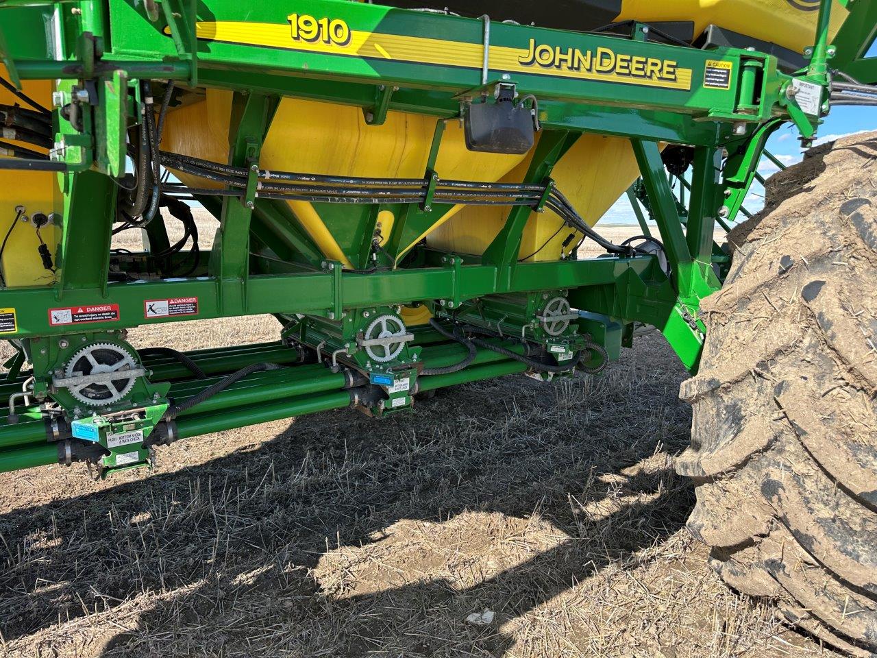 2014 John Deere 1895 Air Drill