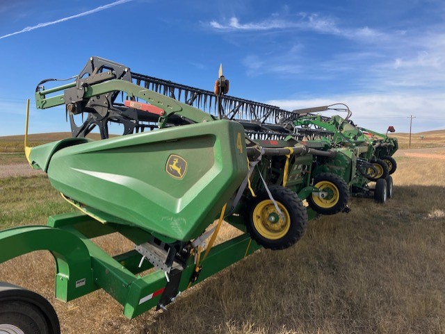 2022 John Deere HD40R Header Rigid