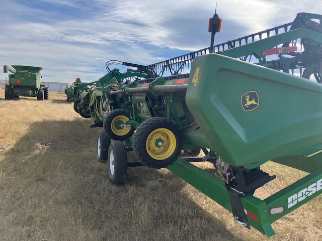 2022 John Deere HD40R Header Rigid