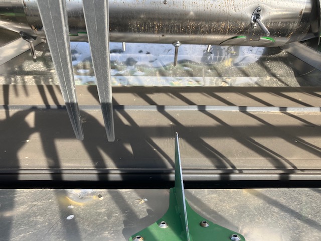 2022 John Deere HD40R Header Rigid