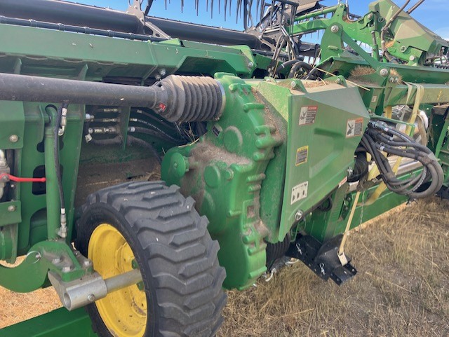 2022 John Deere HD40R Header Rigid