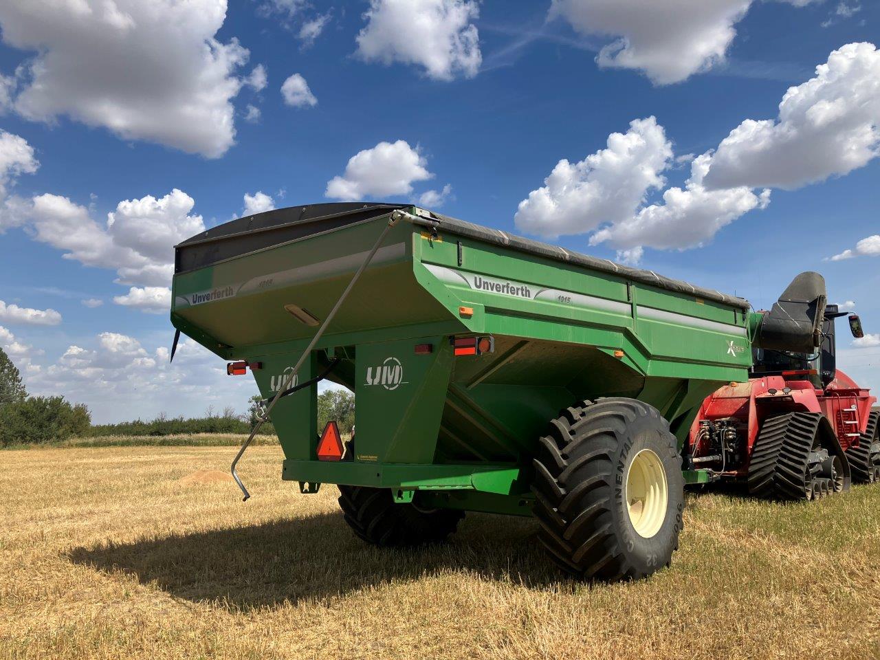 2013 Unverferth 1015 Grain Cart