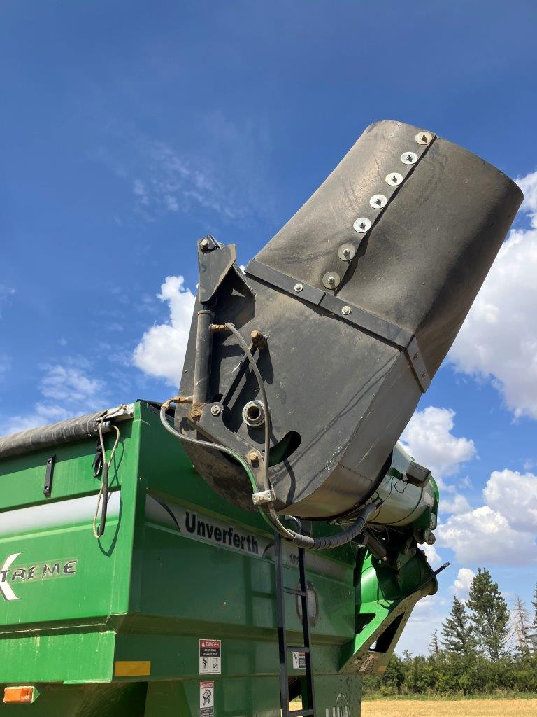 2013 Unverferth 1015 Grain Cart