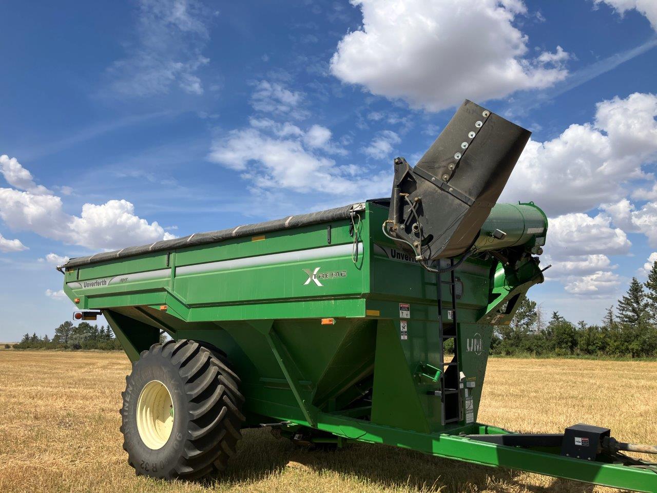 2013 Unverferth 1015 Grain Cart