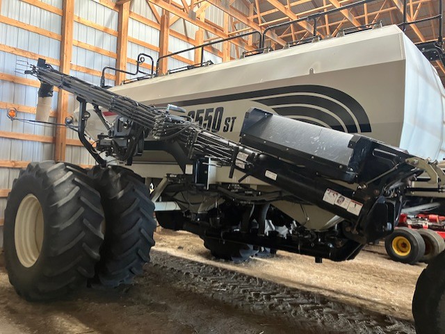 2009 Bourgault 3310-65 Air Seeder