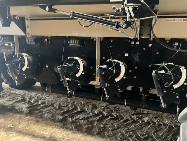 2009 Bourgault 3310-65 Air Seeder